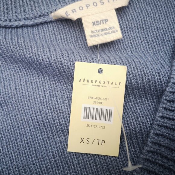 NWT Aeropostale Ladies Size XS Blue Cropped V-neck Sweater - Picture 4 of 11